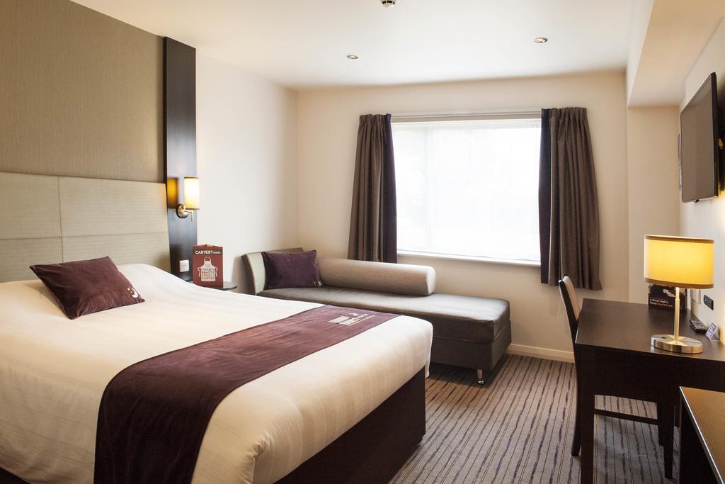 Premier Inn Aberdeen Airport - ไดซ์ ห้อง รูปภาพ